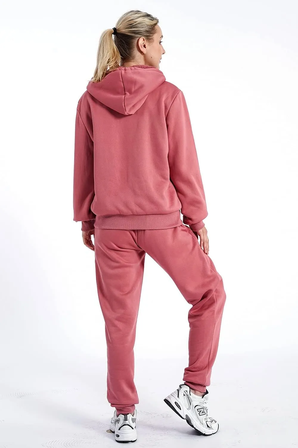 Facitisu Women 2 Piece Outfits Fleece Sweatsuits Tracksuits Lounge Pullover Hoodie Sets with Pockets